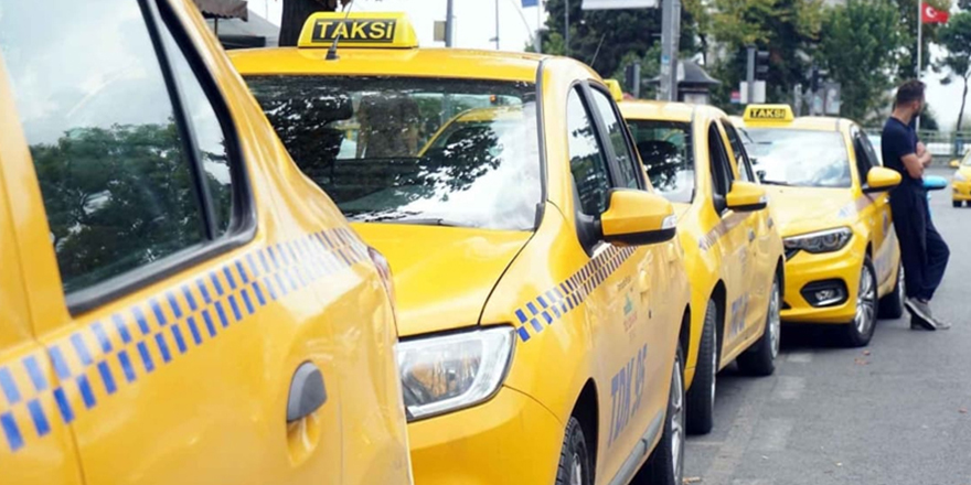 İBB, yeni taksi sistemini tanıttı! Şoförlere temel İngilizce bilgisi şartı getirildi