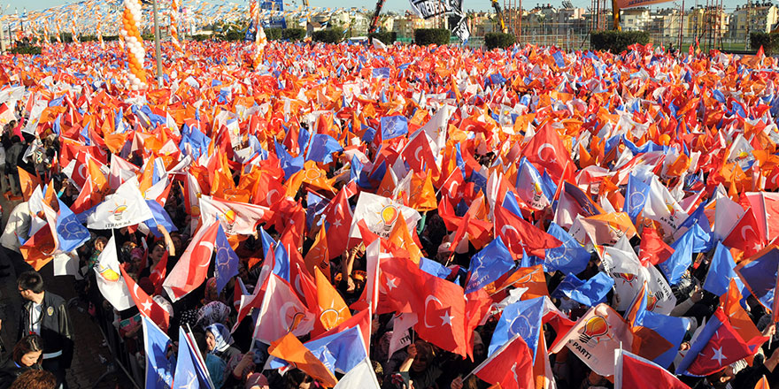 AKP İstanbul İl Başkanlığı için Metin Külünk ve Fazlı Kılıç'ın adı geçiyor