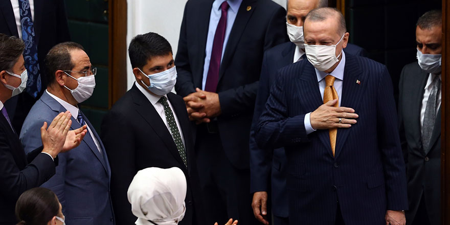 Cumhurbaşkanı Erdoğan hangi gazetecinin kilo vermesiyle dalga geçti