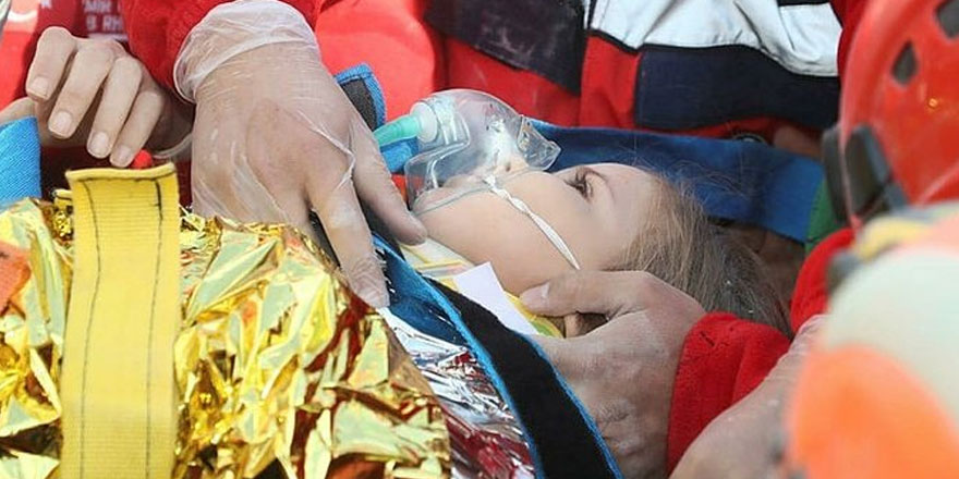İzmir depreminde sağ çıkarılan Ayda'nın babasından yürek yakan sözler: Kızına yaşam üçgeni açmış
