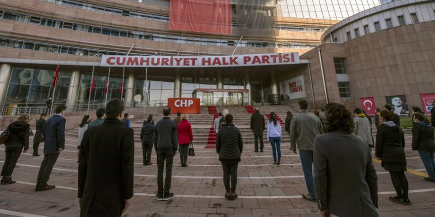 Atatürk, CHP Genel Merkezi önünde böyle anıldı