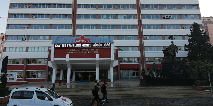 Sakarya Büyükşehir Belediye Başkanı Ekrem Yüce'nin "özelleştirme" için ayda 2 kez ÇAYKUR'a geldiği iddia edildi