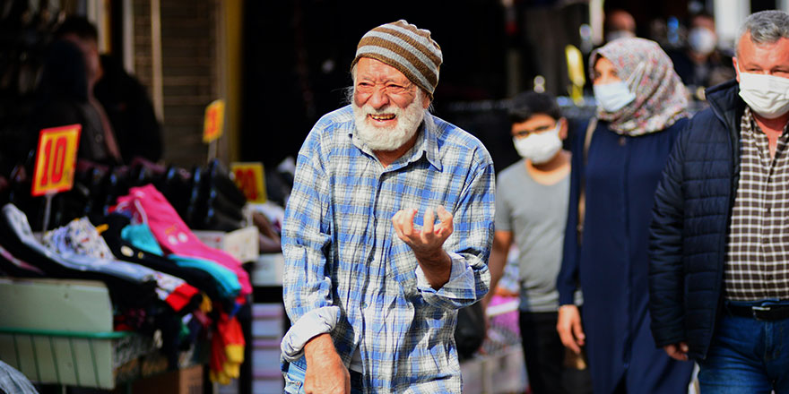 Tiyatro sanatçısı Hüseyin Şen'den şaşırtan sosyal deney!