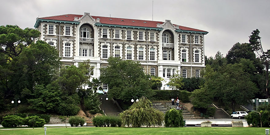 Kadıköy'de Boğaziçi Üniversitesi eylemlerinde 4 kişi tutuklandı!