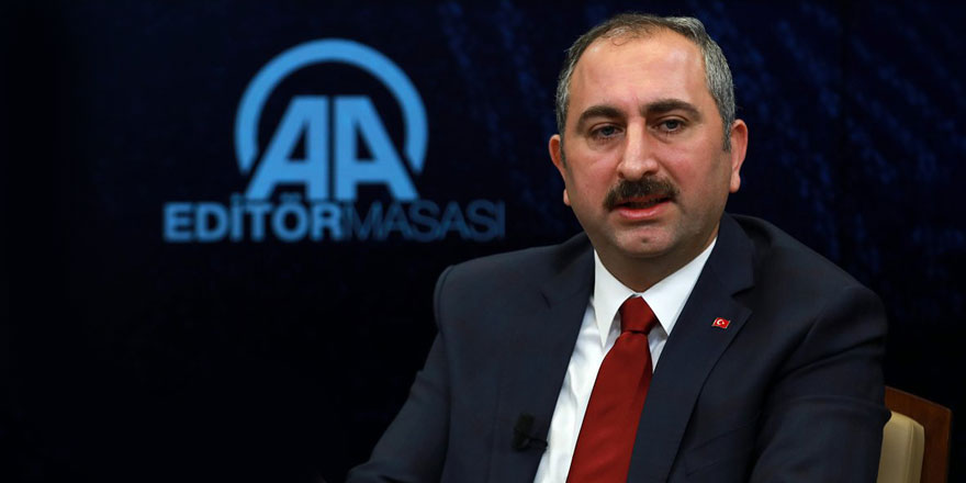 Adalet Bakanı Abdulhamit Gül'den hayvan hakları kanununa ilişkin açıklama
