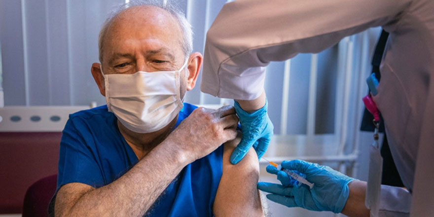 CHP lideri Kemal Kılıçdaroğlu korona virüs aşısı oldu
