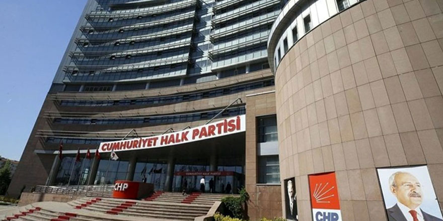 Hangi ünlü eski CHP'li partisine geri dönmek için anket yaptırdı 
