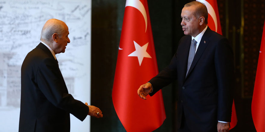 Erdoğan ile Bahçeli anlaştı! Yeni anayasa ekibini Prof. Yavuz Atar oluşturacak 