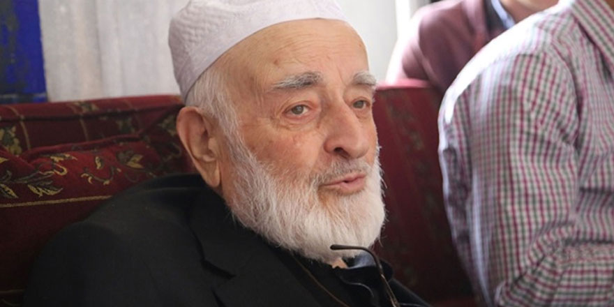 Yekta Saraç'ın babası Muhammed Emin Saraç'ın hayatını kaybetti