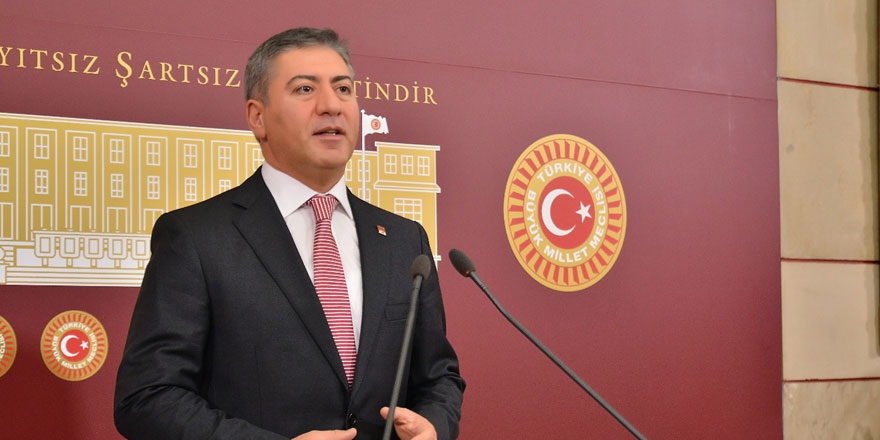 CHP'li Murat Emir'den Bakan Fahrettin Koca'ya çağrı: Testte yeni kriter AKP üyeliği mi?