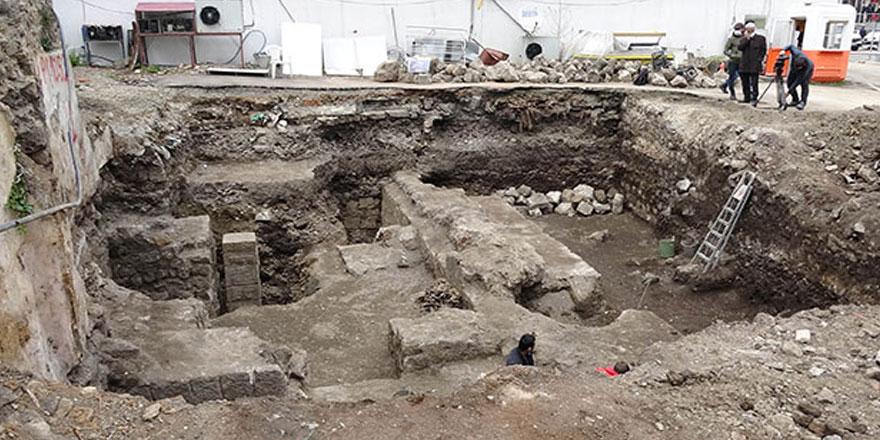 Trabzon’da otopark kazısında İmparator Hadrianus dönemi kalıntıları çıktı
