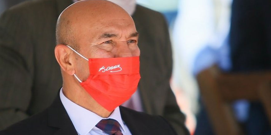 İzmir Büyükşehir Belediye Başkanı Tunç Soyer korona virüs aşısı oldu