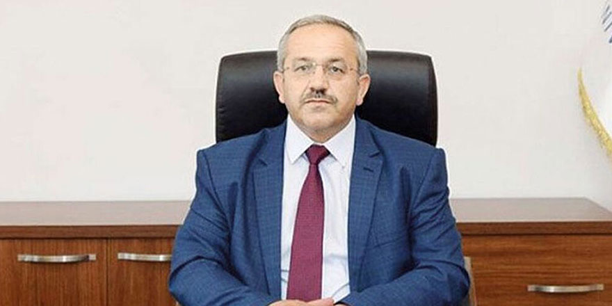 4 fakülteye dekan vekili olarak atanan Rektör Yardımcısı Halil İbrahim Şimşek açıklama yaptı!