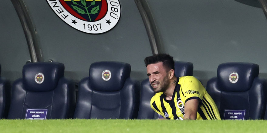 Fenerbahçe'den Gökhan Gönül açıklaması! Beşiktaş derbisinde oynayacak mı 