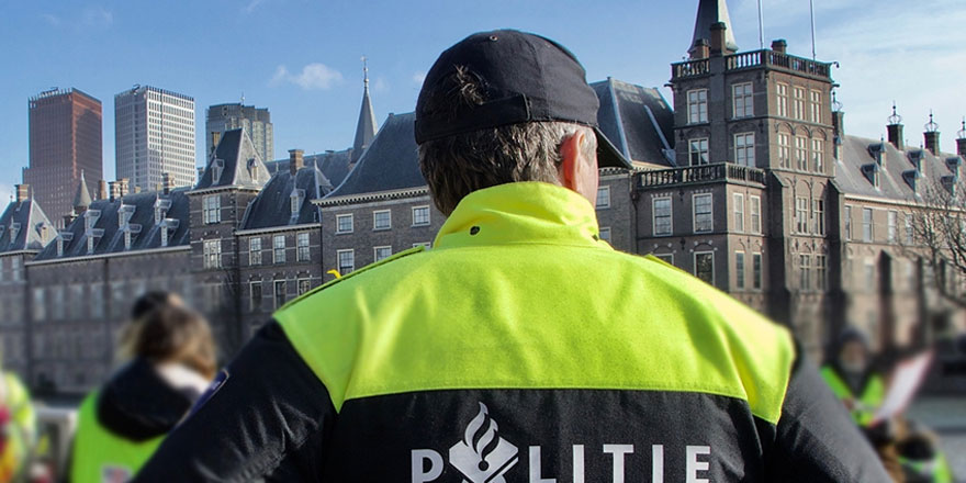 Hollanda Parlamentosu'nda bomba alarmı