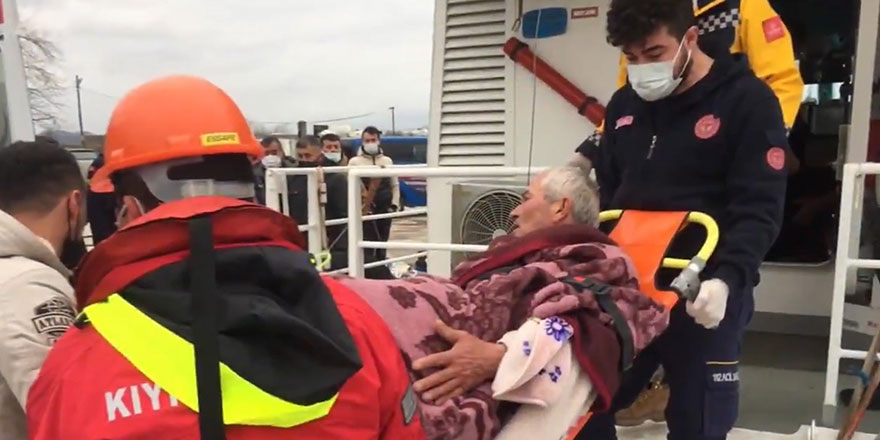Balıkçı teknesi battı!  3 kişi kurtarıldı