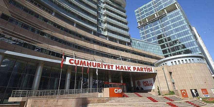 CHP'den flaş karar  İstanbul'daki bütün il ve ilçe binalarını kapatıyor