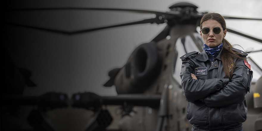 Büyük gurur adını tarihe yazdırdı! Komiser Özge Türkiye'nin ilk kadın taarruz helikopter pilotu oldu