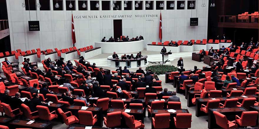 Cumhur İttifakı'nda kriz! AKP yaptığı düzenlemeyi geri çekince MHP tepki gösterdi 