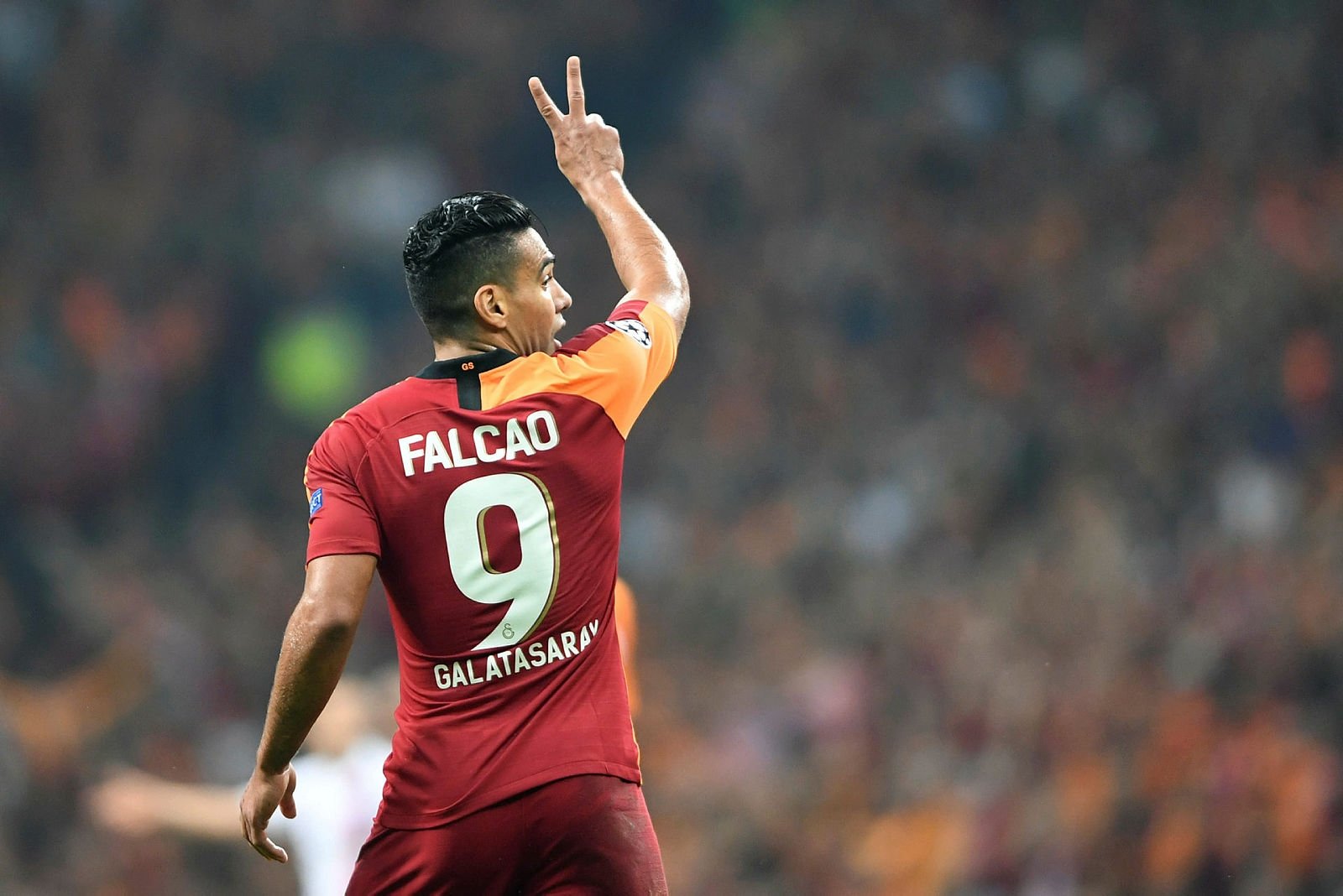 Galatasaray'a Falcao'dan kötü haber