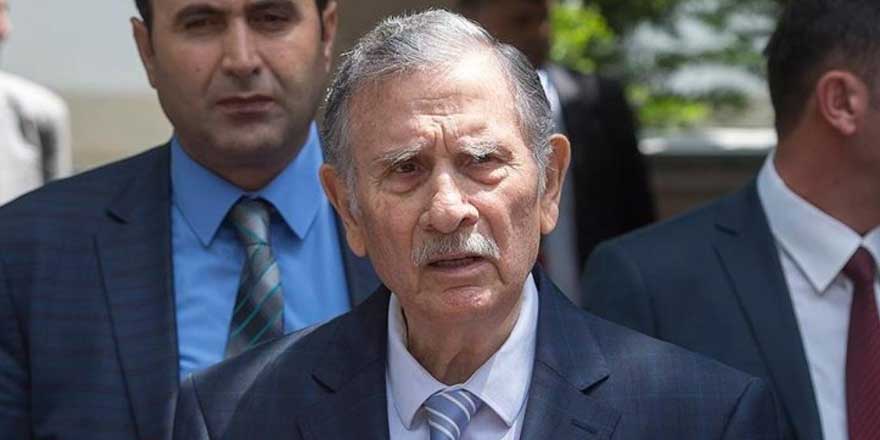 Eski Başbakan Yıldırım Akbulut hayatını kaybetti