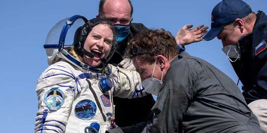 Soyuz MS-17 uzay aracıyla 3 astronot dünyaya böyle döndü