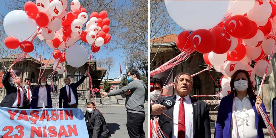 CHP'li milletvekiller gökyüzüne balon bıraktı