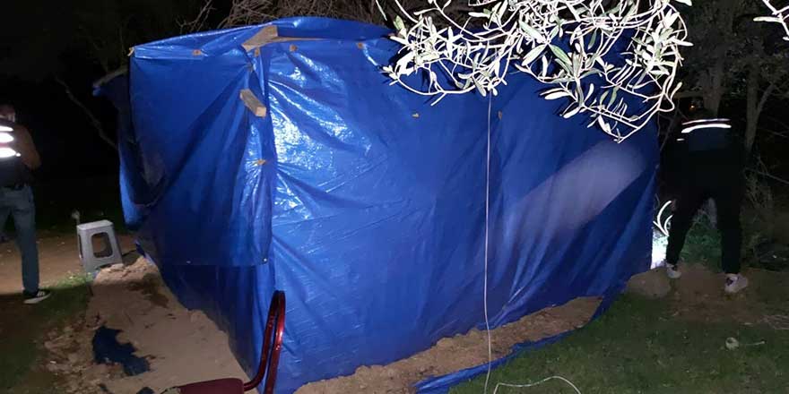 İzmir'de boş arazide bulunan çadırda skandal görüntüler!