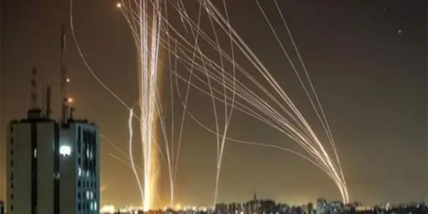 Lübnan'dan İsrail'e 6 roket atıldı
