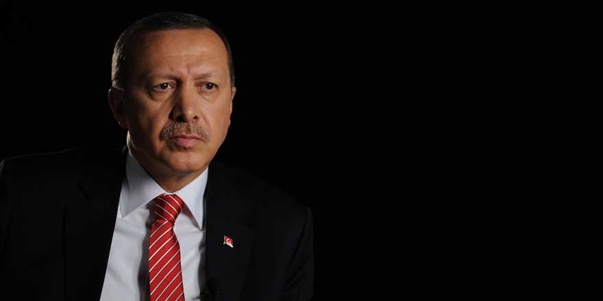 Erdoğan'ın eski danışmanından kavgada bile söylenmeyecek sözler: Zaten istenen de iktidarı paralı muhafızlara...