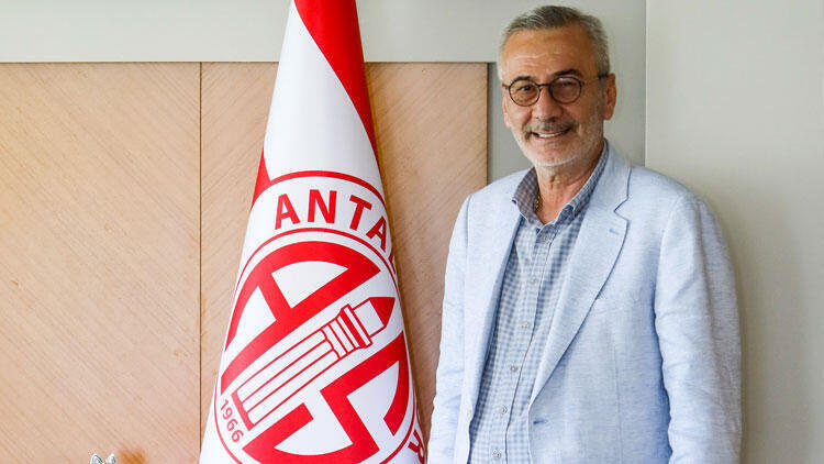 Son dakika... Antalyaspor Başkanı Mustafa Yılmaz görevi bırakıyor
