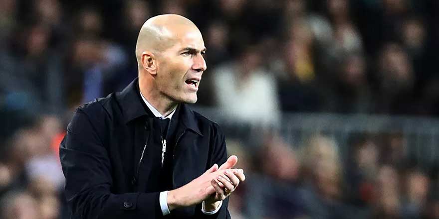 Real Madrid'de beklenen oldu: Zinedine Zidane görevini bıraktı