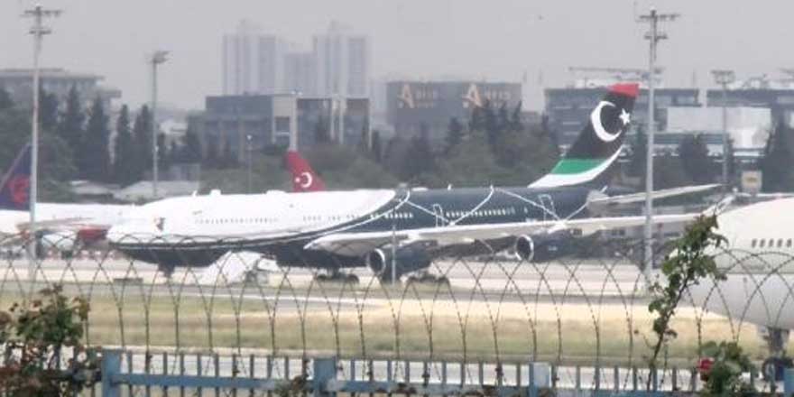 Kaddafi'nin uçağı Türkiye'de