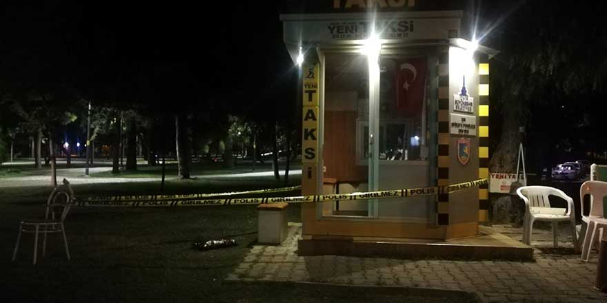 İzmir'de  Ozan Can Ş. pala ile saldırıya uğradı