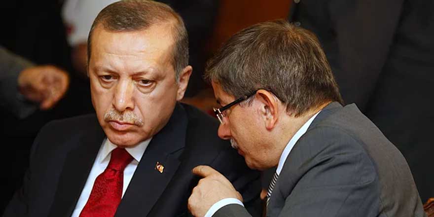 Davutoğlu'dan siyasi tansiyonu yükseltecek iddia: Mal varlığı korkusuyla ses çıkarmadı