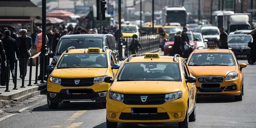 İstanbul'da taksi kaosu!