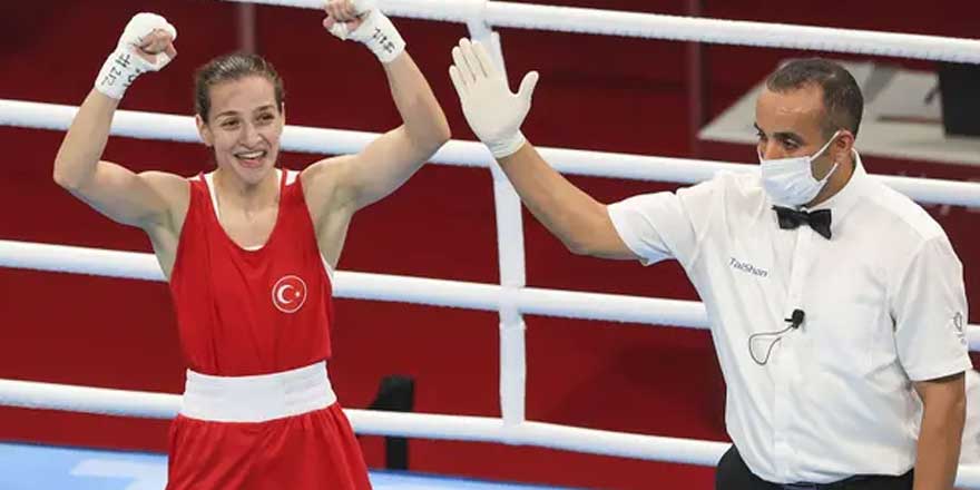 Milli boksör Buse Naz Çakıroğlu finale çıktı
