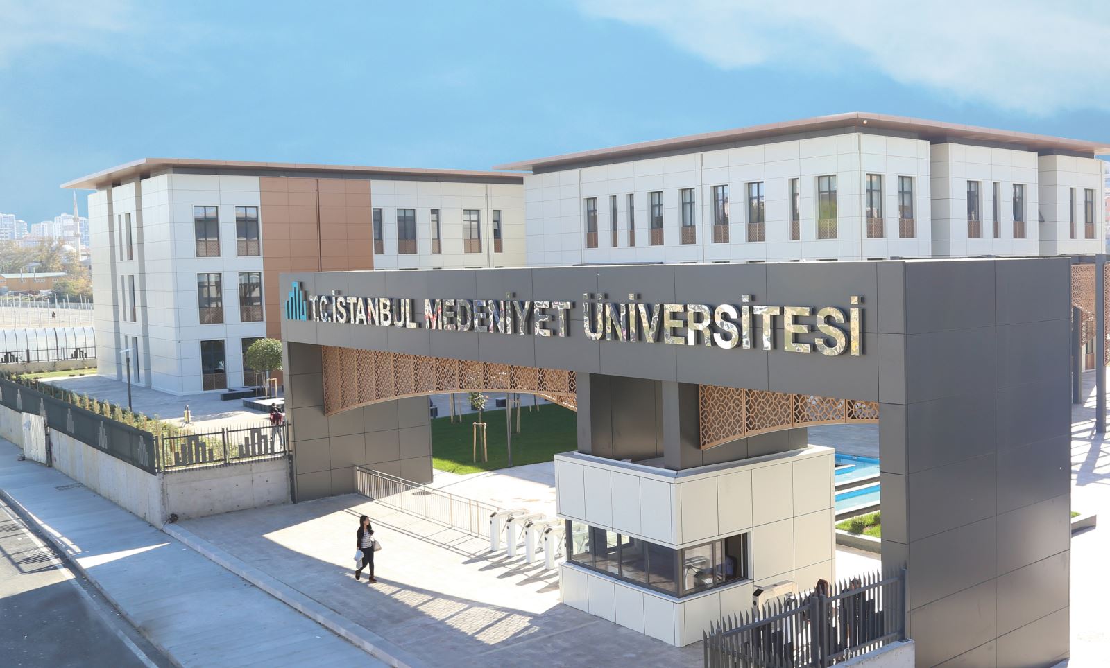 İstanbul Medeniyet Üniversitesi 34 olarak açıkladı