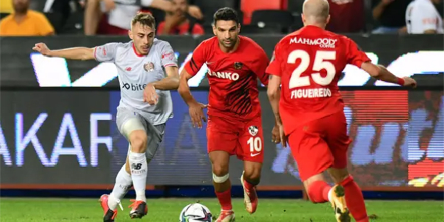 Gaziantep FK ilk galibiyetini Antalyaspor karşısında aldı
