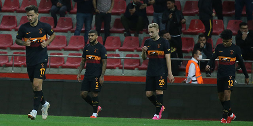 Galatasaray son 237 dakikada kayıp