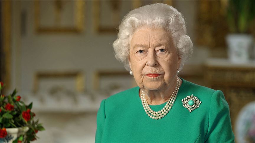 Doktorlar, İngiltere Kraliçesi 2. Elizabeth'e en az iki hafta dinlenmesini önerdi