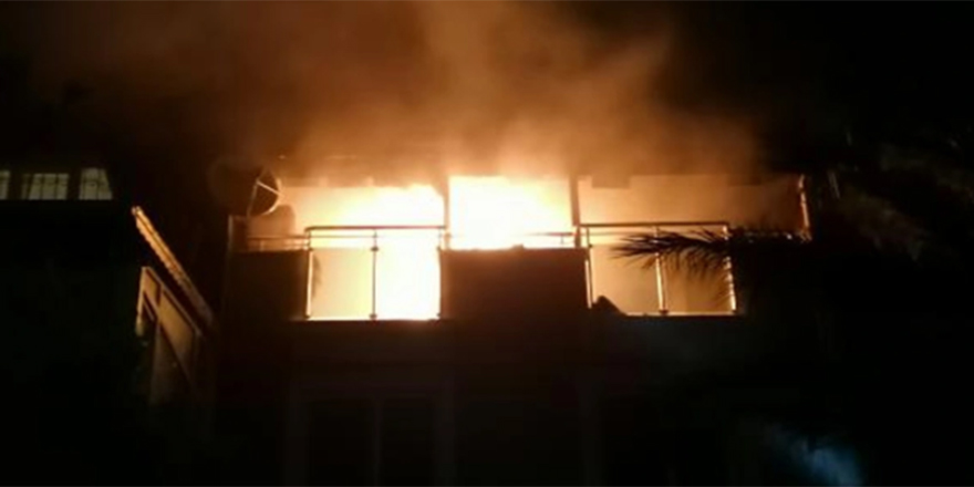 İstanbul'un Silivri ilçesinde korkutan villa yangını