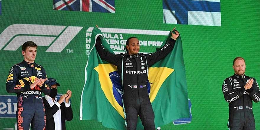 Hamilton ve Mercedes hile yaptı iddiası