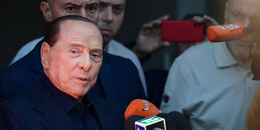 Berlusconi: “Belki de AB, Türkiye'yi yeniden kazanmalı”