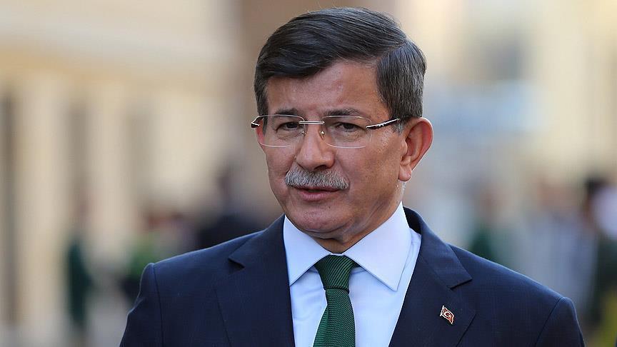 Davutoğlu: Ben AKP'den ayrılırken Lütfi Elvan da istifasını vermek istedi