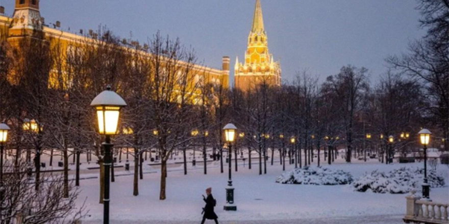Moskova'da kar yağışı rekoru kırıldı!
