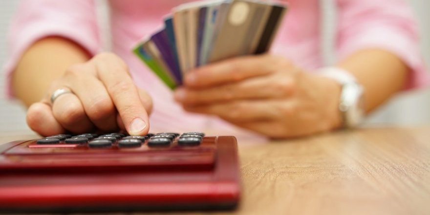 Kredi kartı borcunu ödeyemeyenlerin sayısında büyük artış