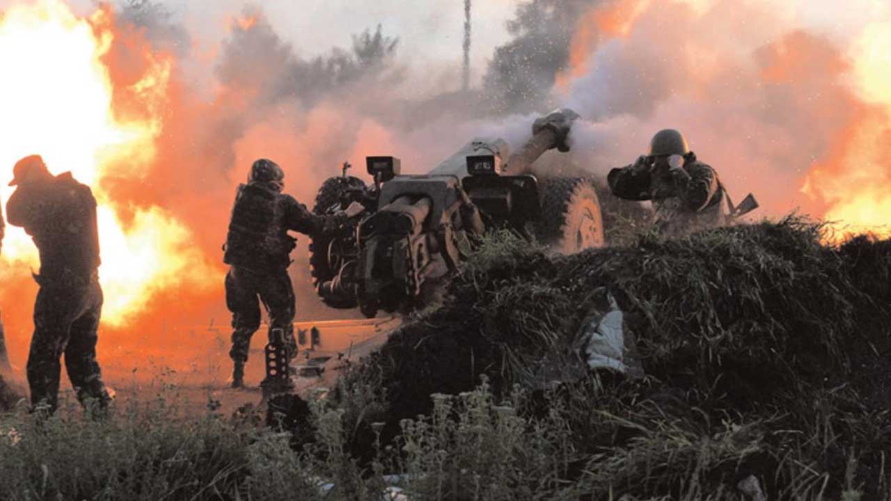 Ukrayna’da kazan kaynıyor: Donetsk eteklerine saldırı başladı