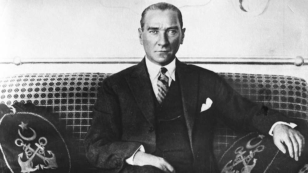 ﻿Atatürk dizi için nefesler tutuldu: Bakın Zübeyde Hanım’ı kim canlandıracak...