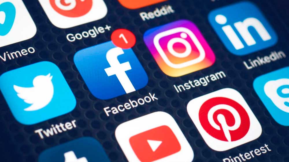 ﻿İktidar, sosyal medya yasasında 'sansür' algısını önlemek için yeni yollar arıyor